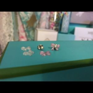 Vintage small girls pearl earrings & accessories